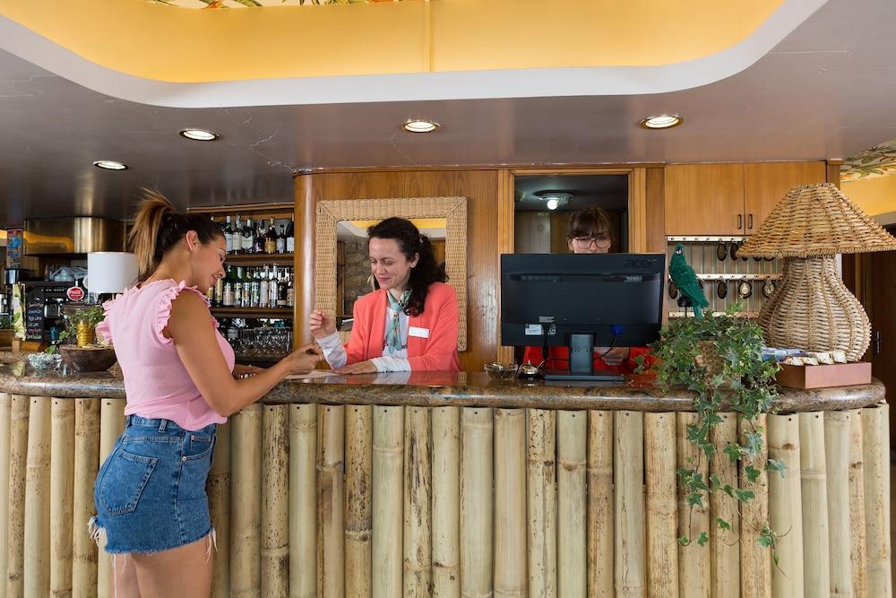 Hotel Caribe - Garda Lake Collection ブレンゾーネ エクステリア 写真