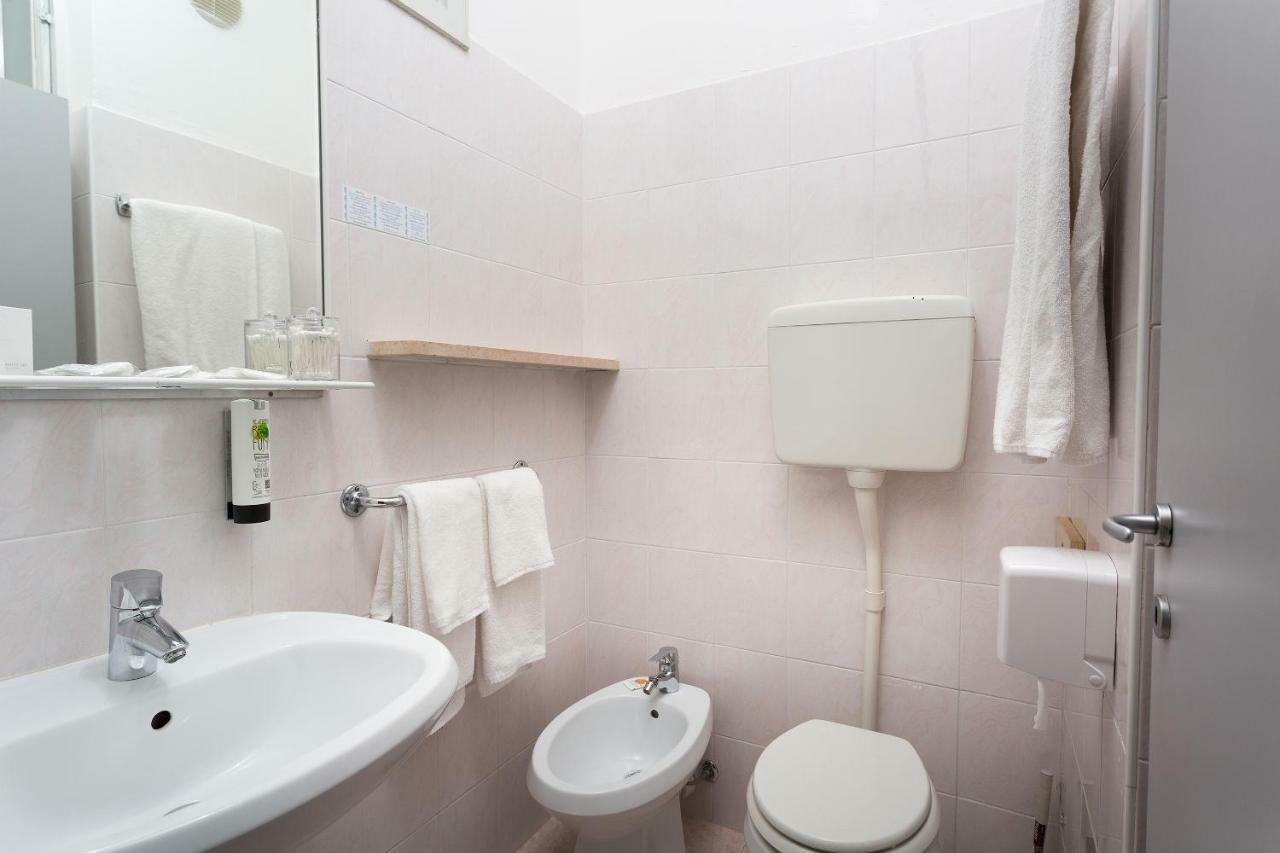 Hotel Caribe - Garda Lake Collection ブレンゾーネ エクステリア 写真